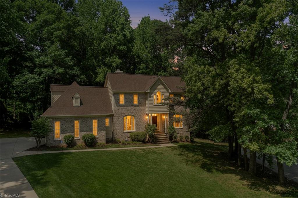 3 Charlottesville Court