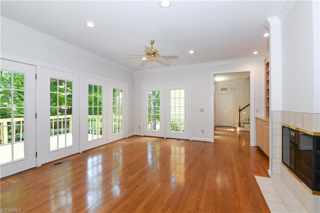3 Charlottesville Court