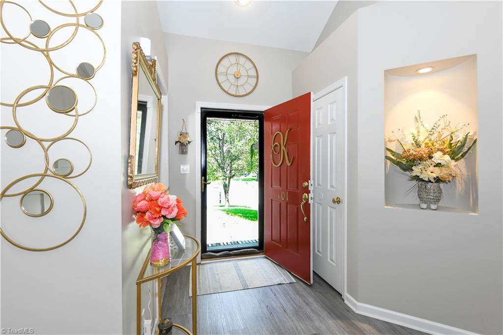 101 Valentine Court