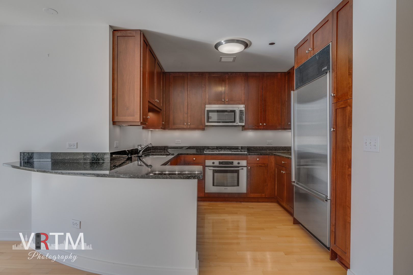 60 E MONROE Street Unit: 5003
