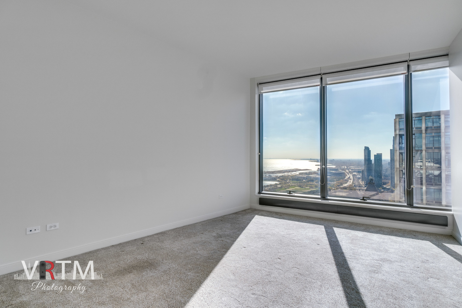 60 E MONROE Street Unit: 5003