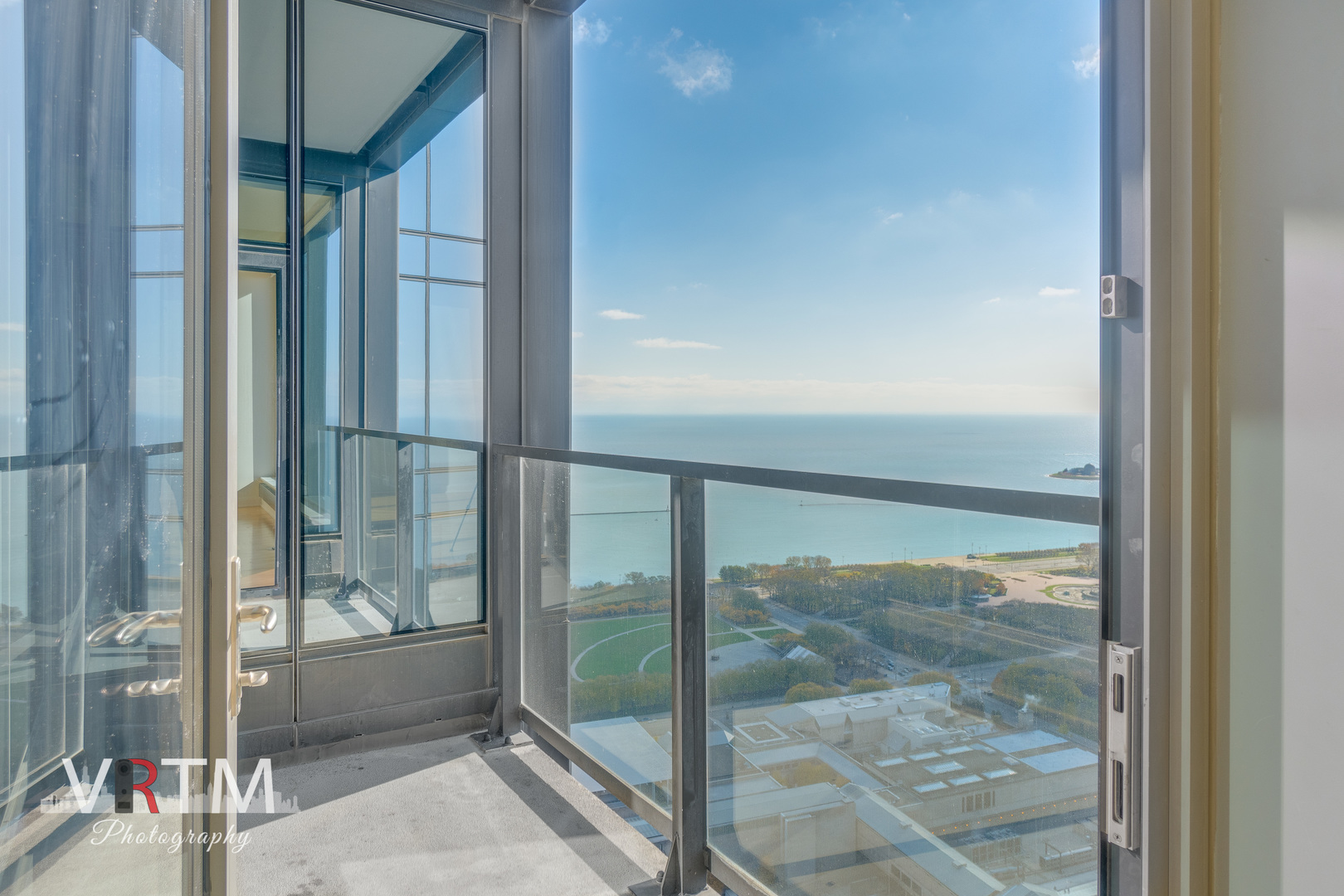 60 E MONROE Street Unit: 5003