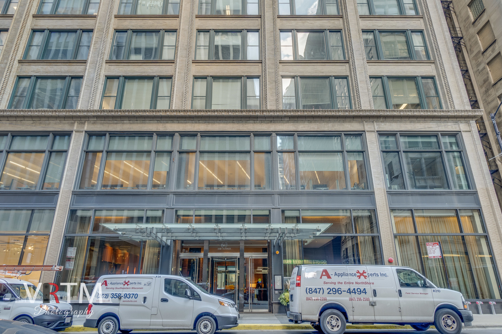 60 E MONROE Street Unit: 5003