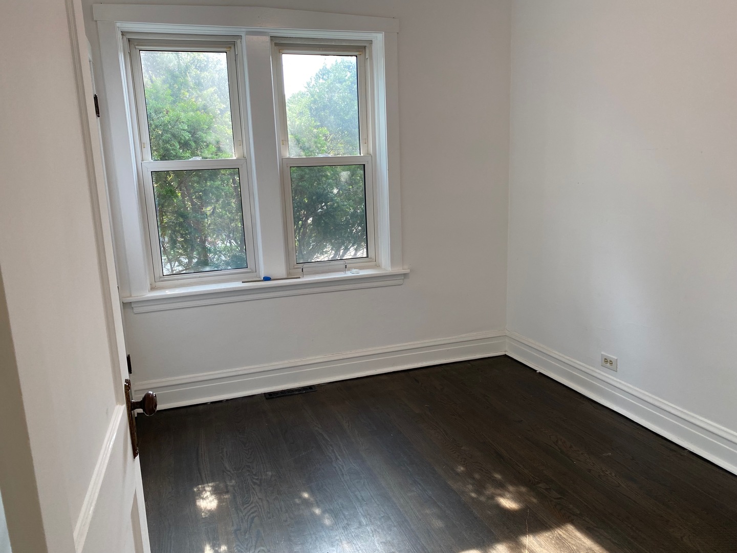 2255 W Shakespeare Avenue Unit: 2W