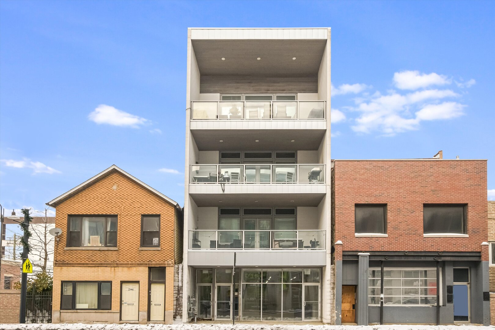 1544 W North Avenue Unit: 101