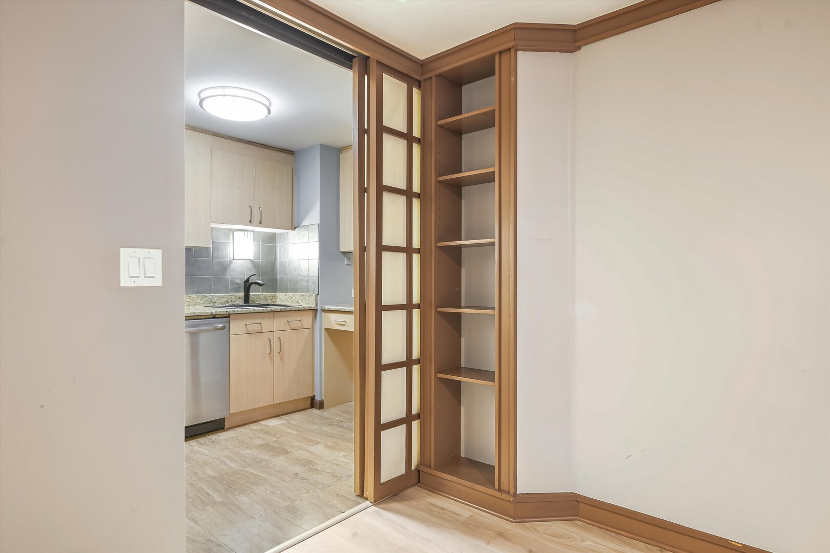 233 E Erie Street Unit: 1610