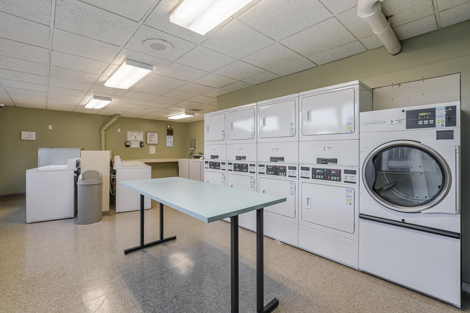 233 E Erie Street Unit: 1610