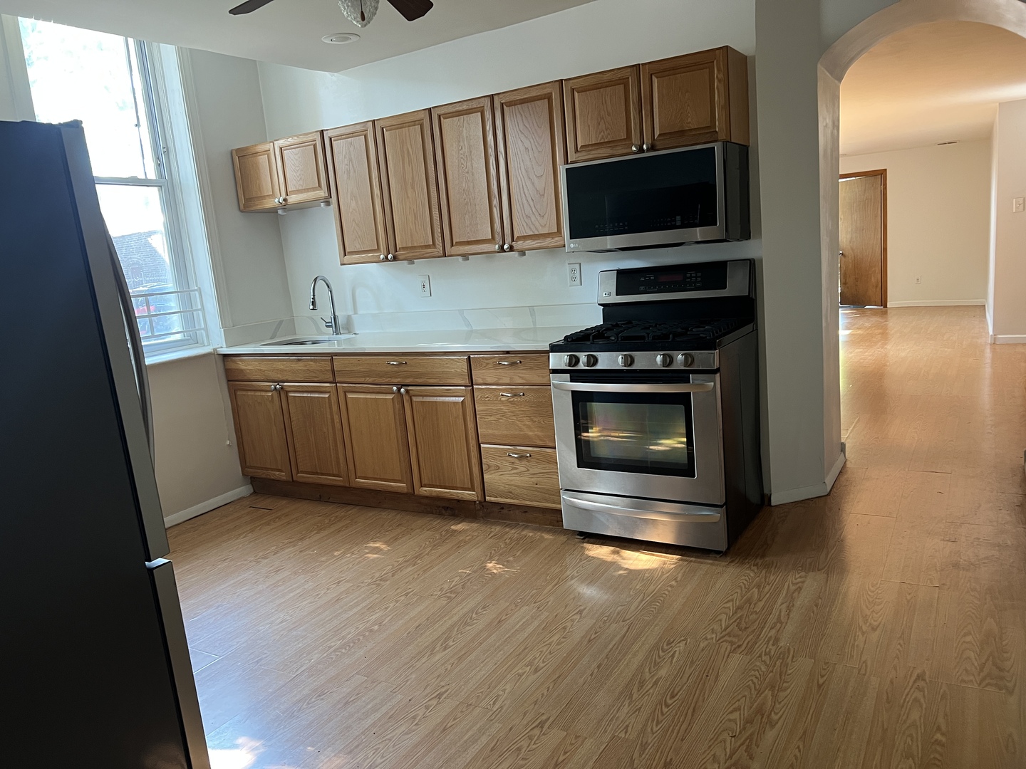 2724 W Chicago Avenue Unit: 1R