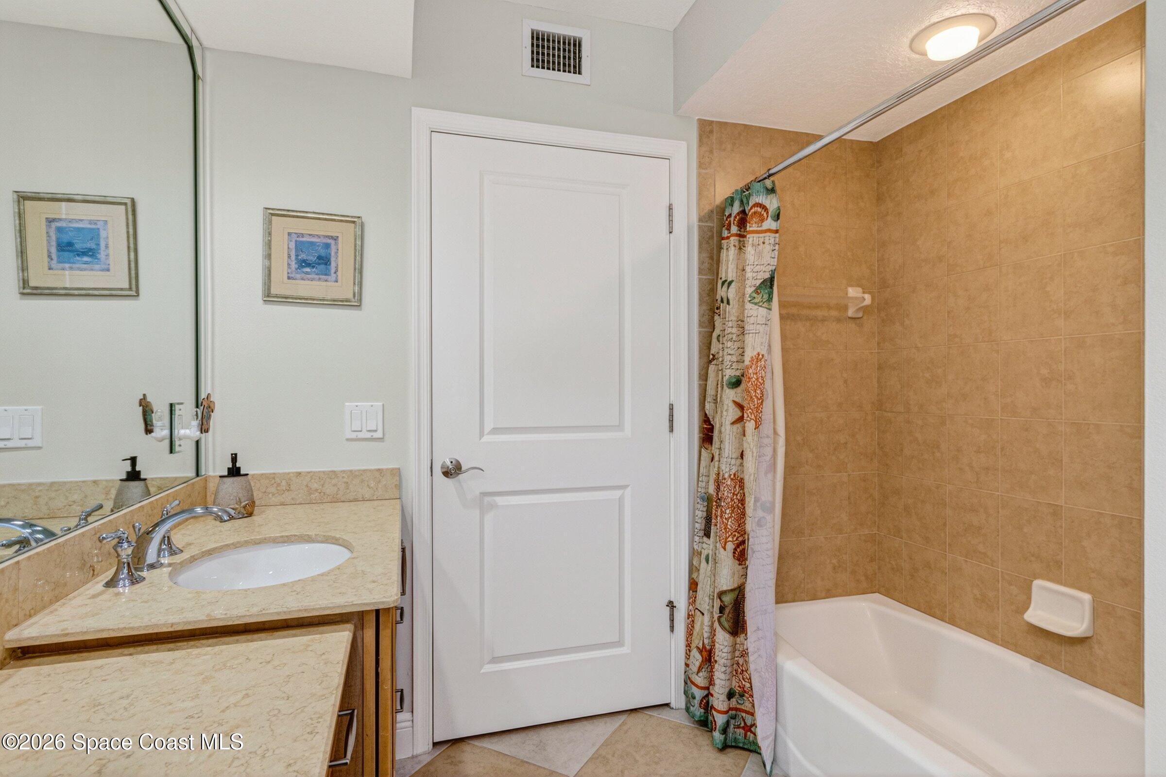 410 Hayes Avenue 303