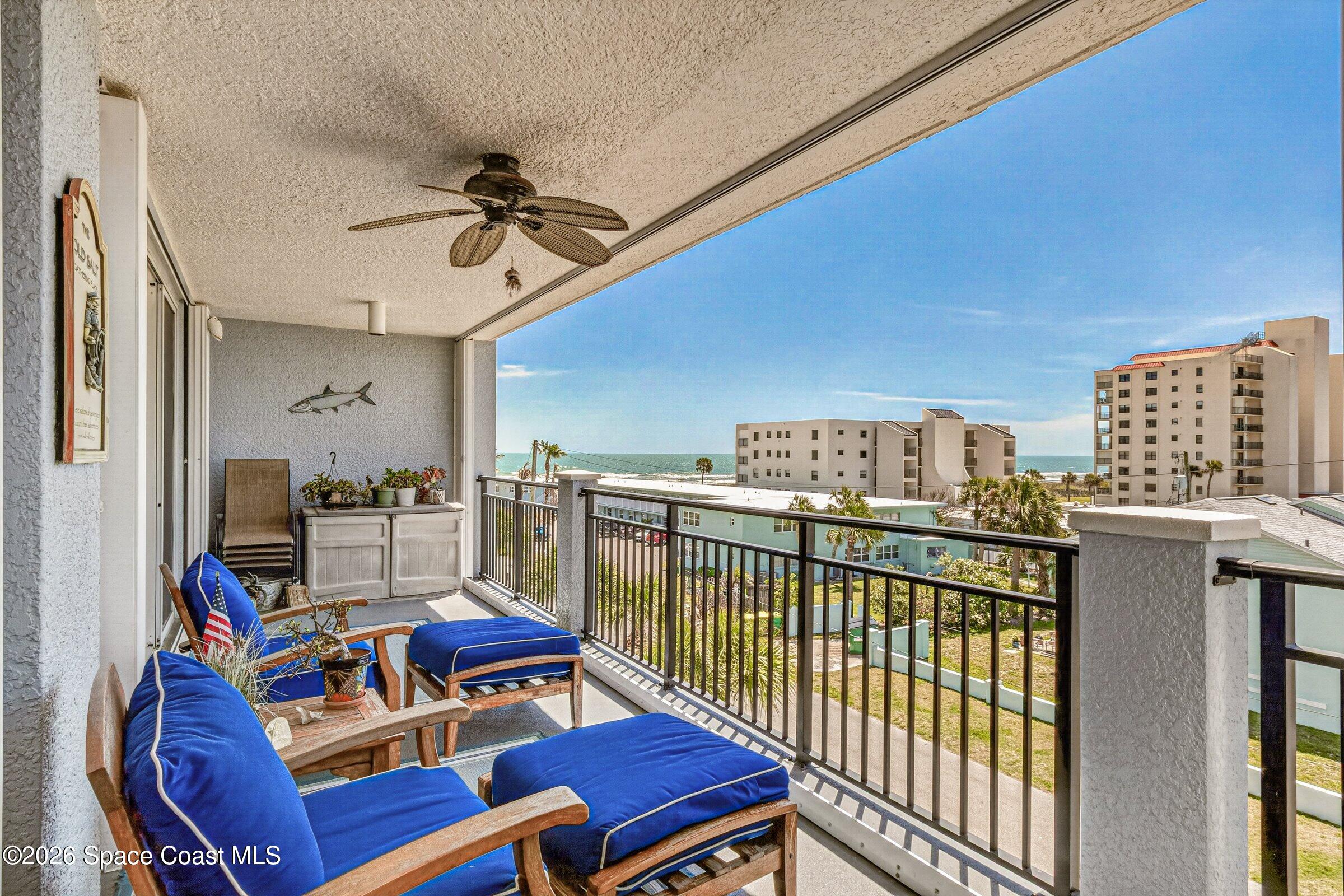 410 Hayes Avenue 303