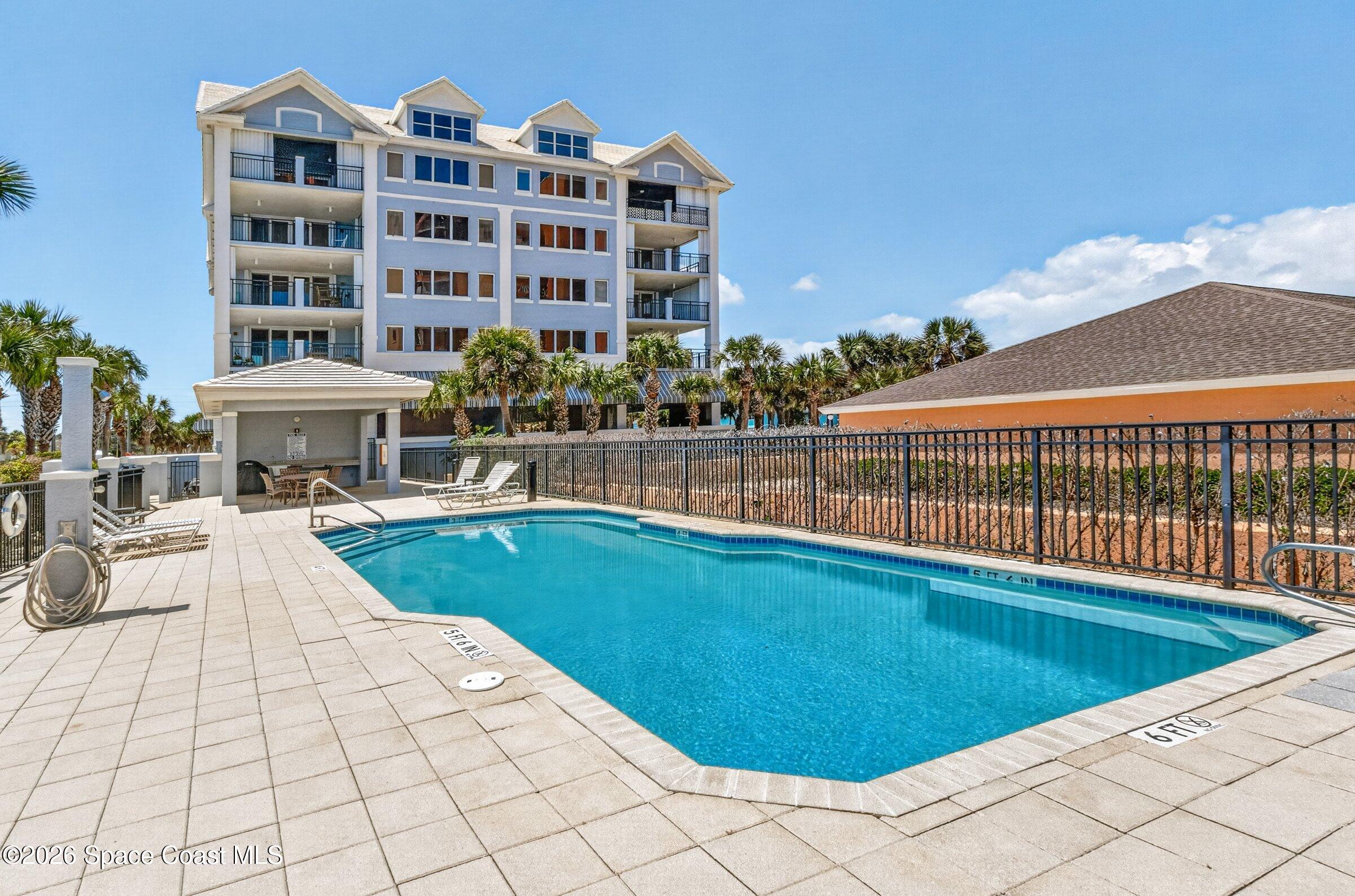 410 Hayes Avenue 303