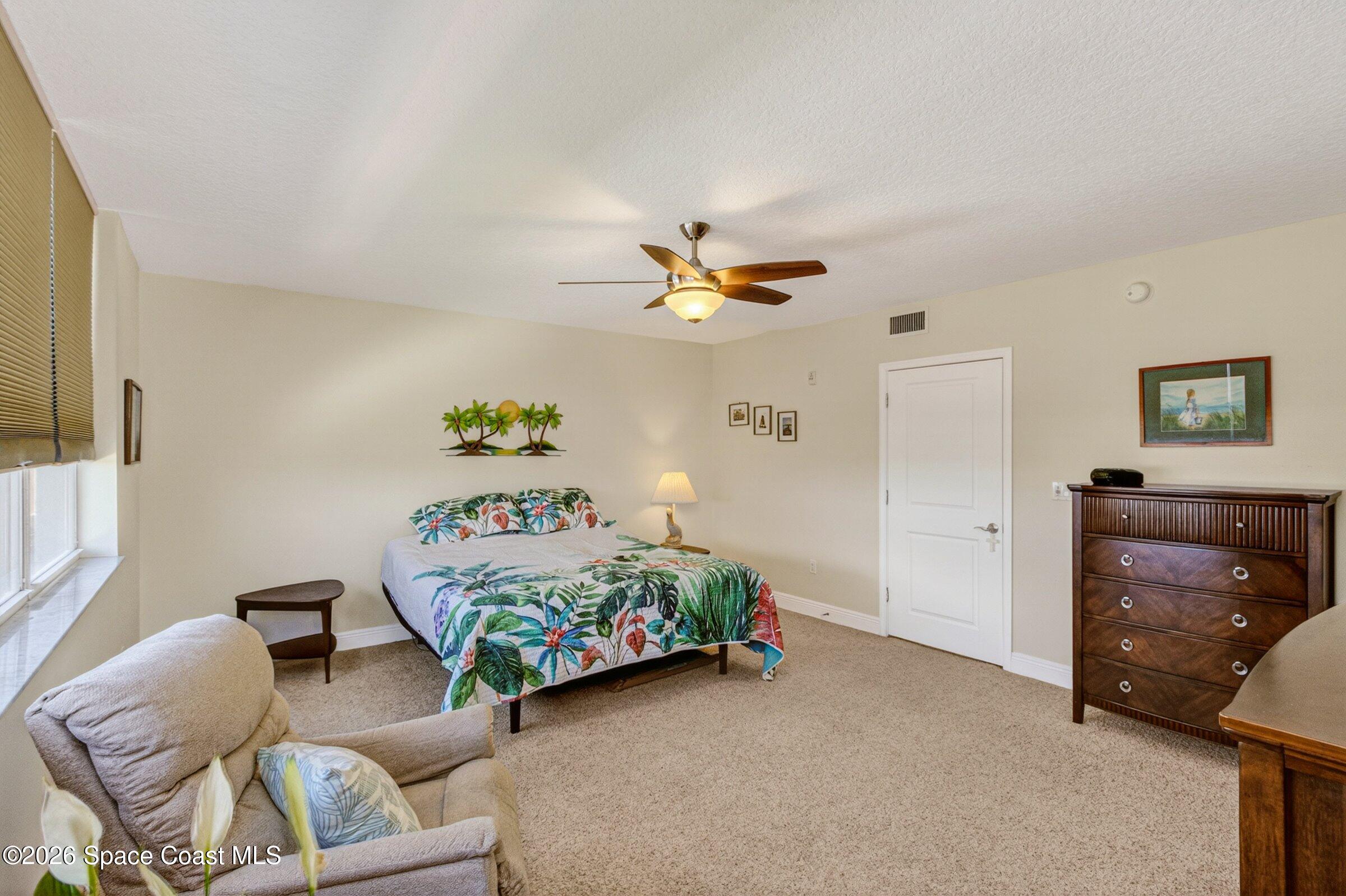 410 Hayes Avenue 303