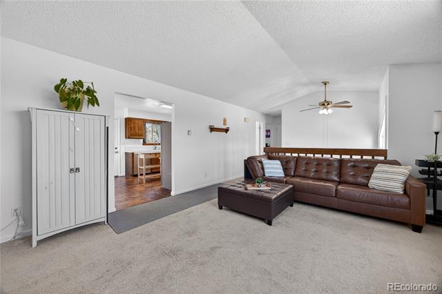 37713 Clover Drive