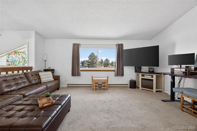 37713 Clover Drive