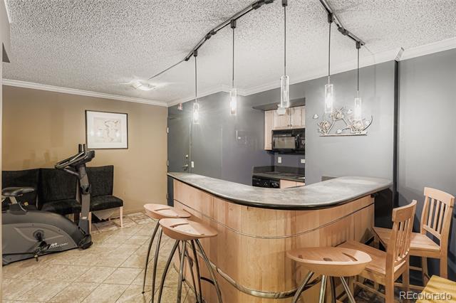 909 N Logan Street Unit: 5I