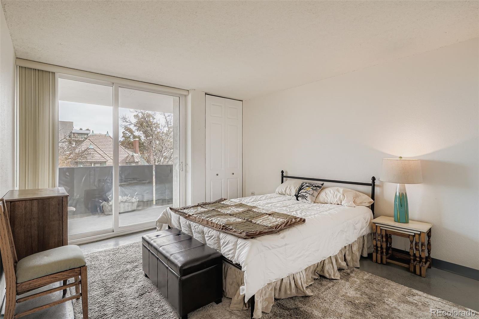 909 N Logan Street Unit: 5I