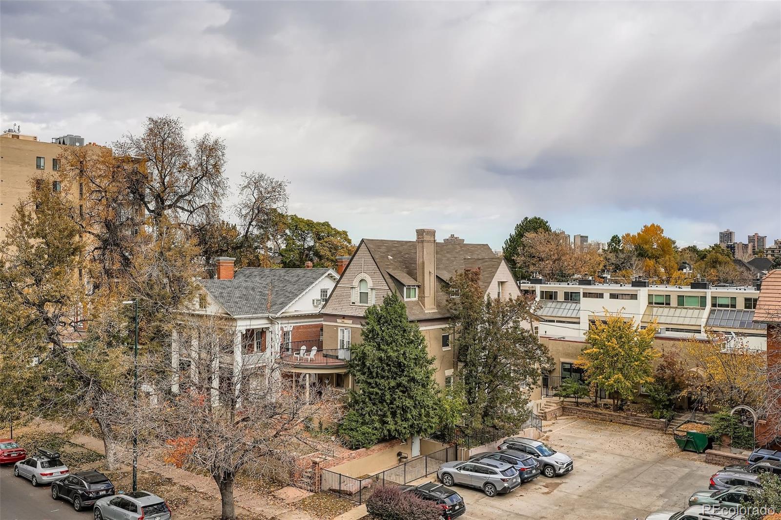 909 N Logan Street Unit: 5I