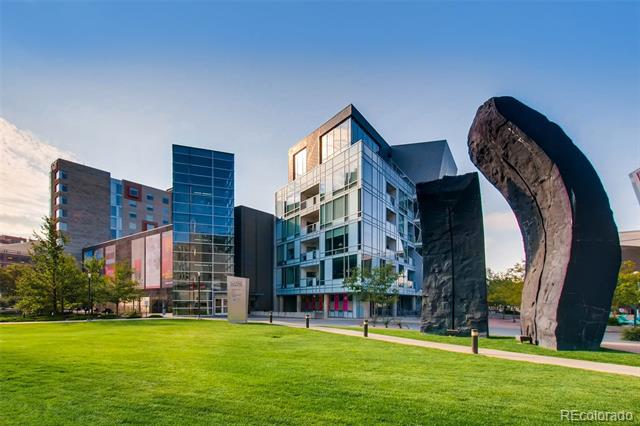 909 N Logan Street Unit: 5I