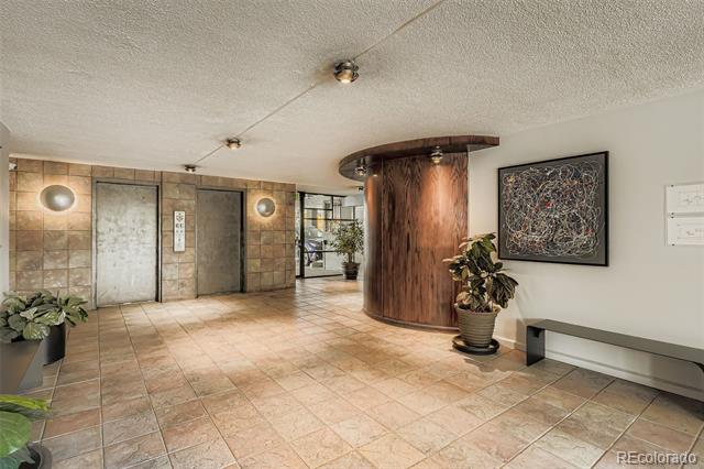 909 N Logan Street Unit: 5I
