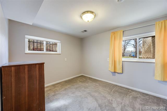 1558 W Meadowbrook Road