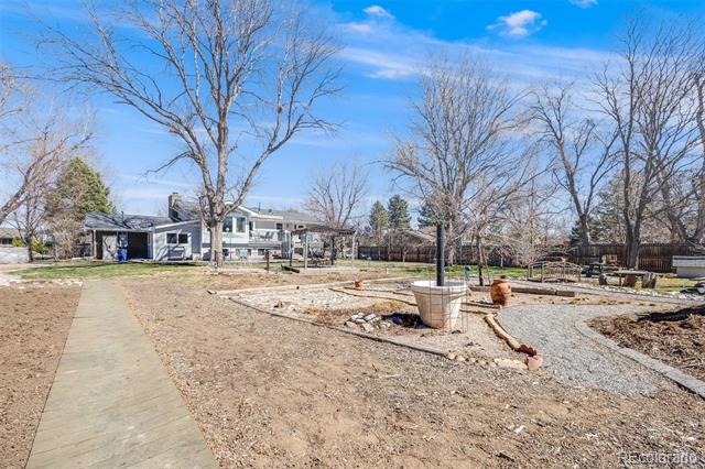 1558 W Meadowbrook Road