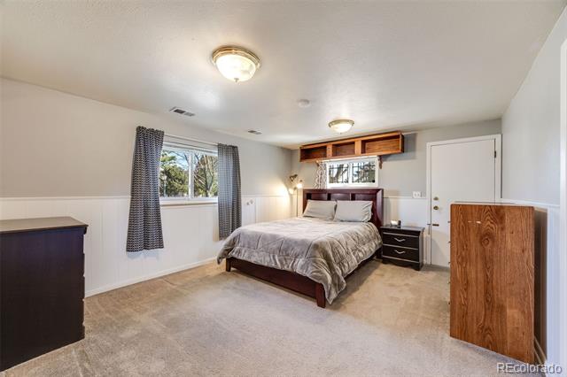 1558 W Meadowbrook Road
