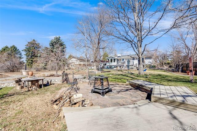 1558 W Meadowbrook Road