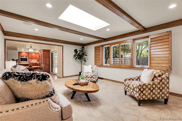 6116 W Frost Drive
