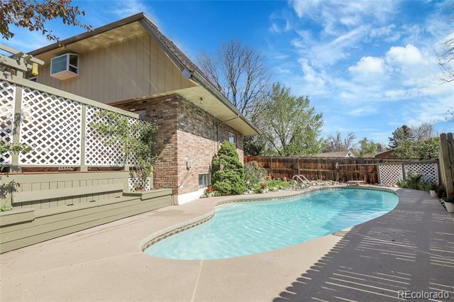 6116 W Frost Drive