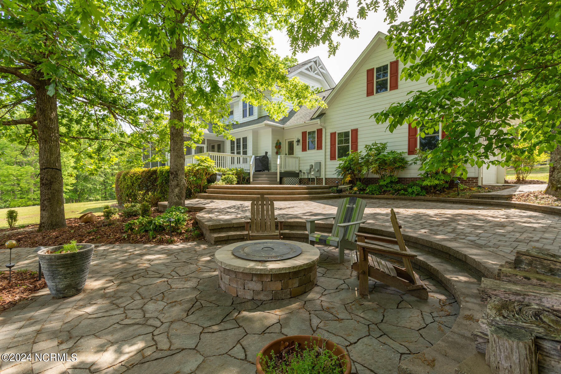 195 Shagbark Court