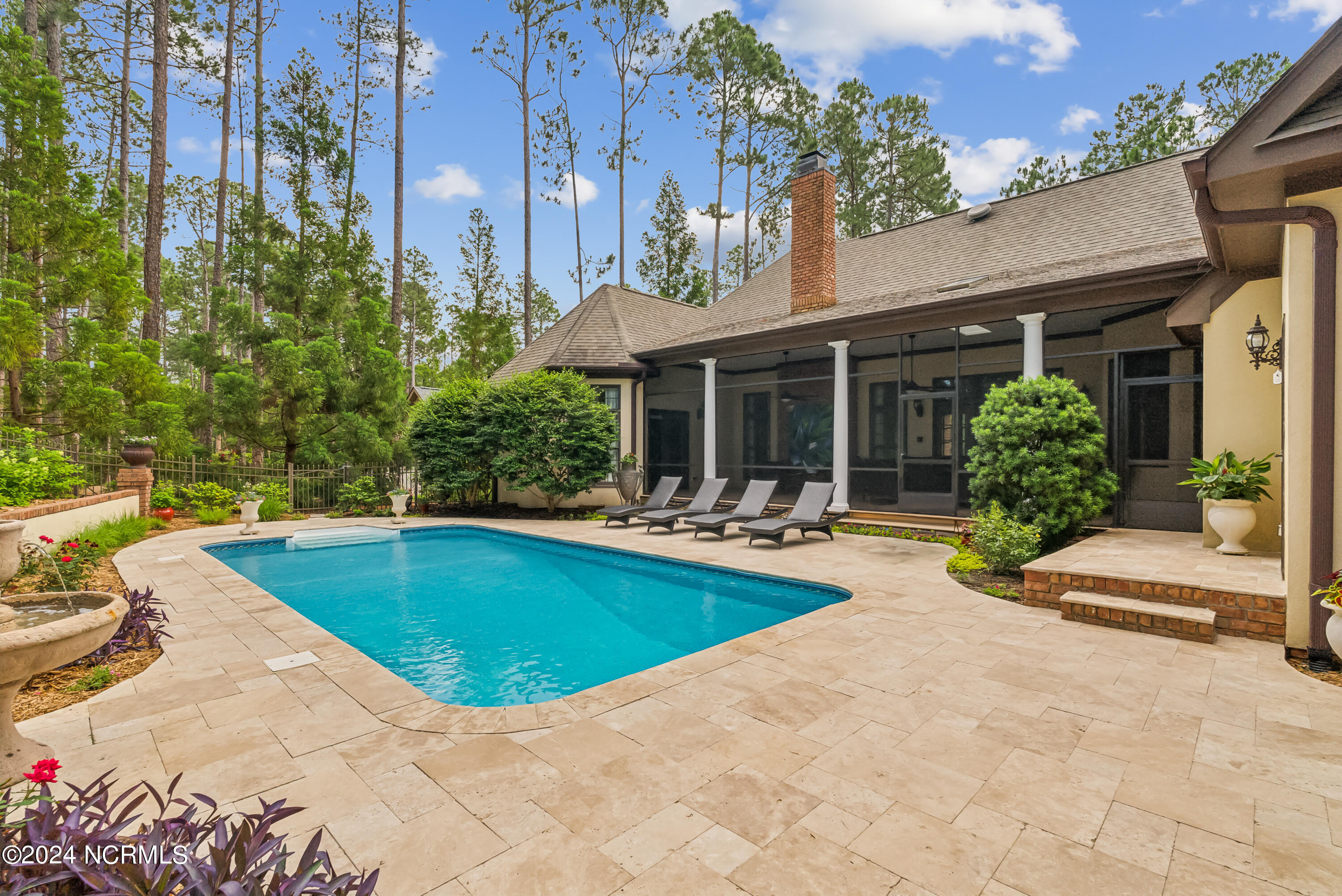 212 Plantation Drive