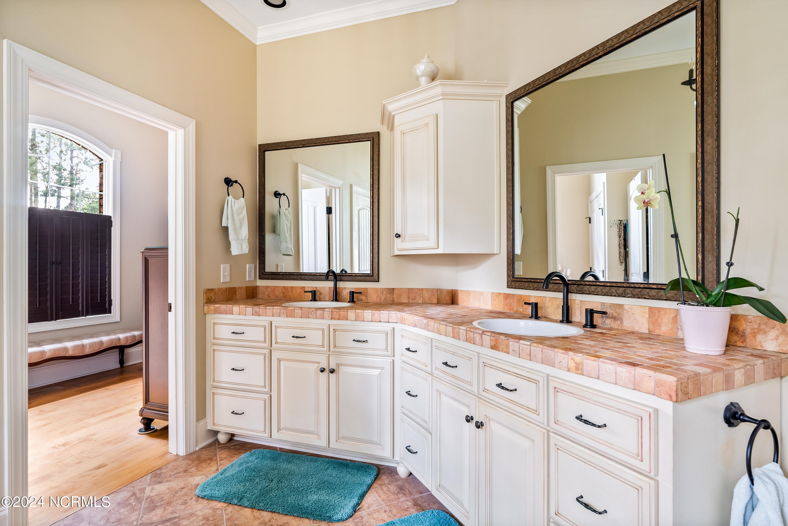 212 Plantation Drive