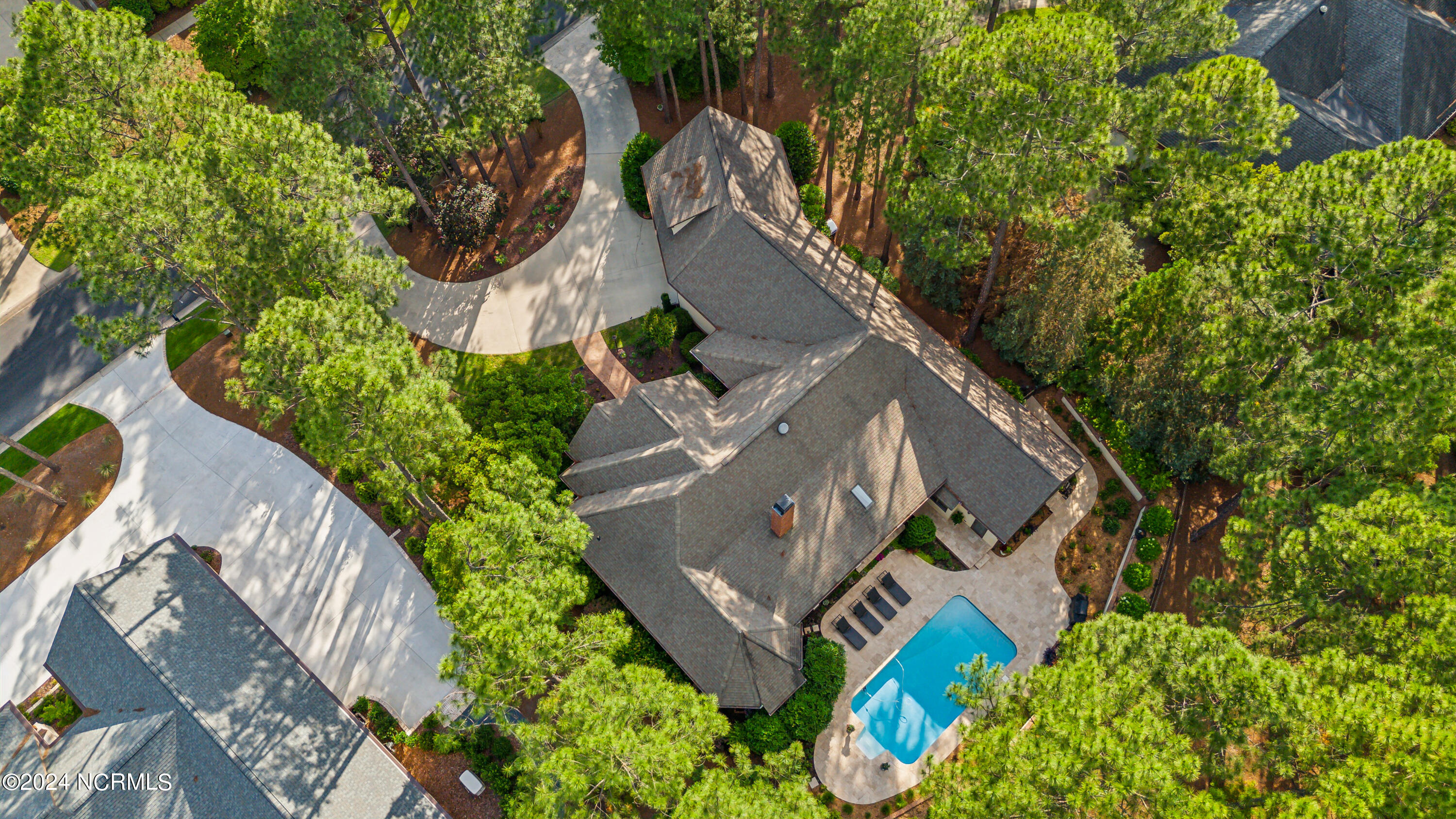 212 Plantation Drive