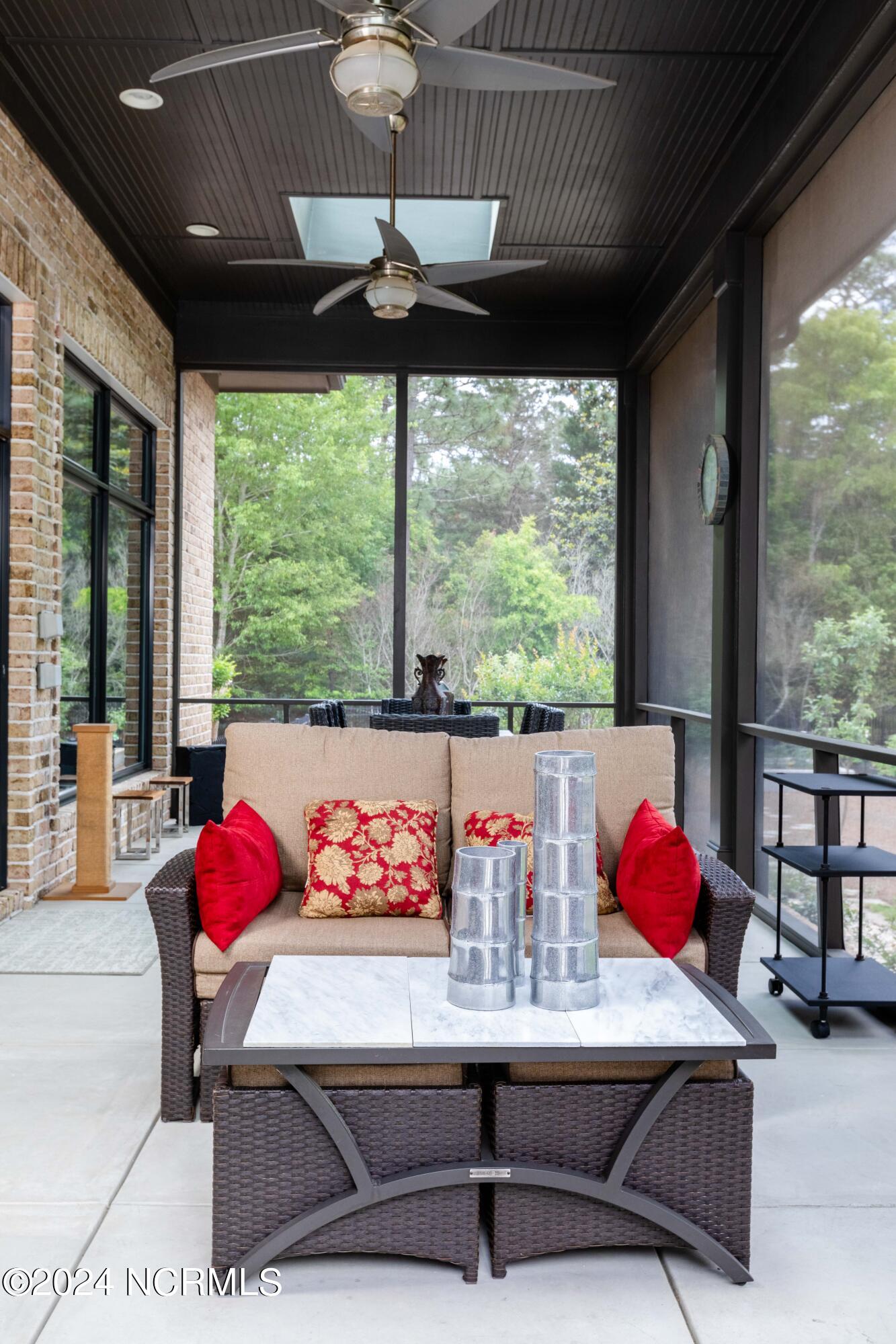 7 Maples Lane