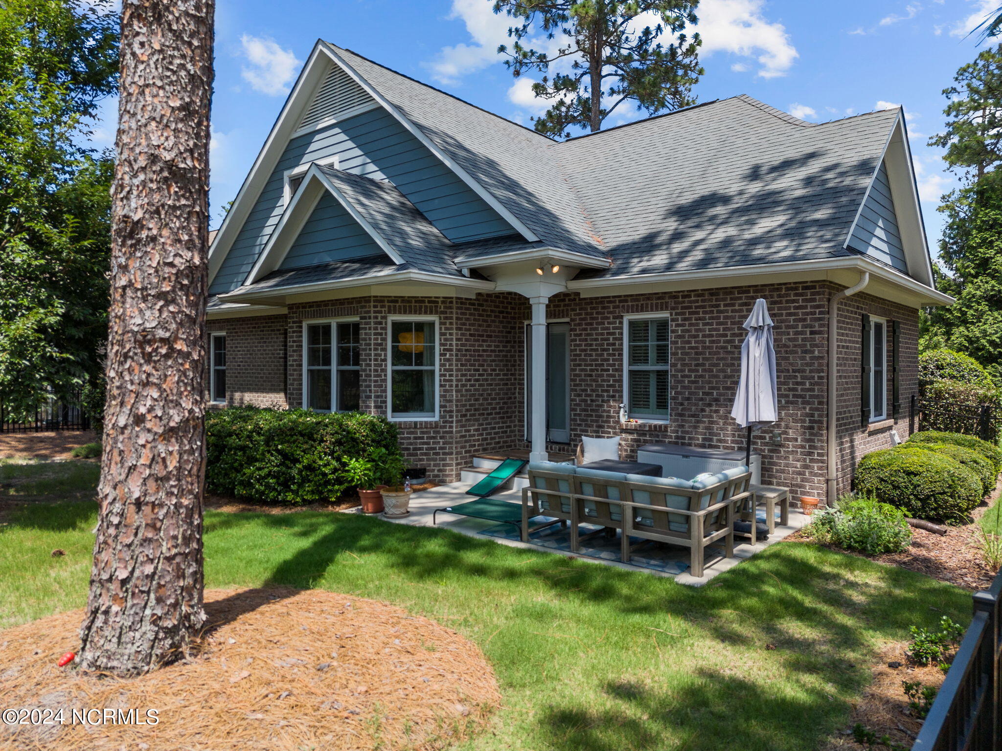 115 N Bracken Fern Lane