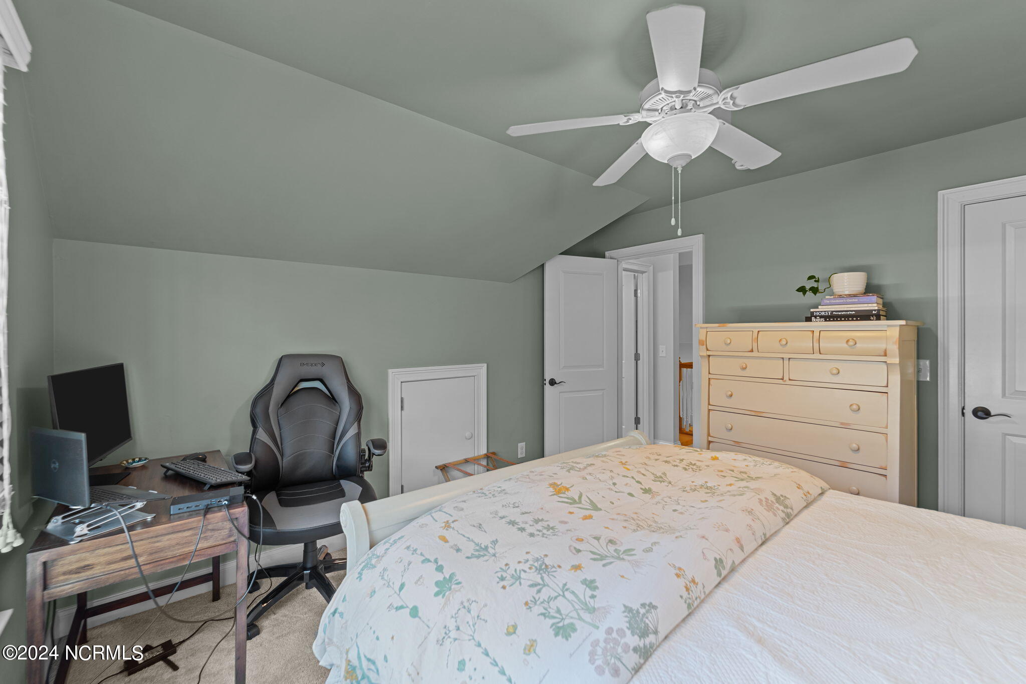 115 N Bracken Fern Lane