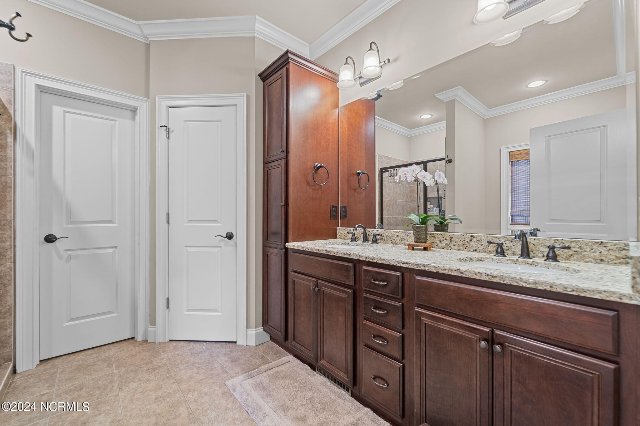 115 N Bracken Fern Lane