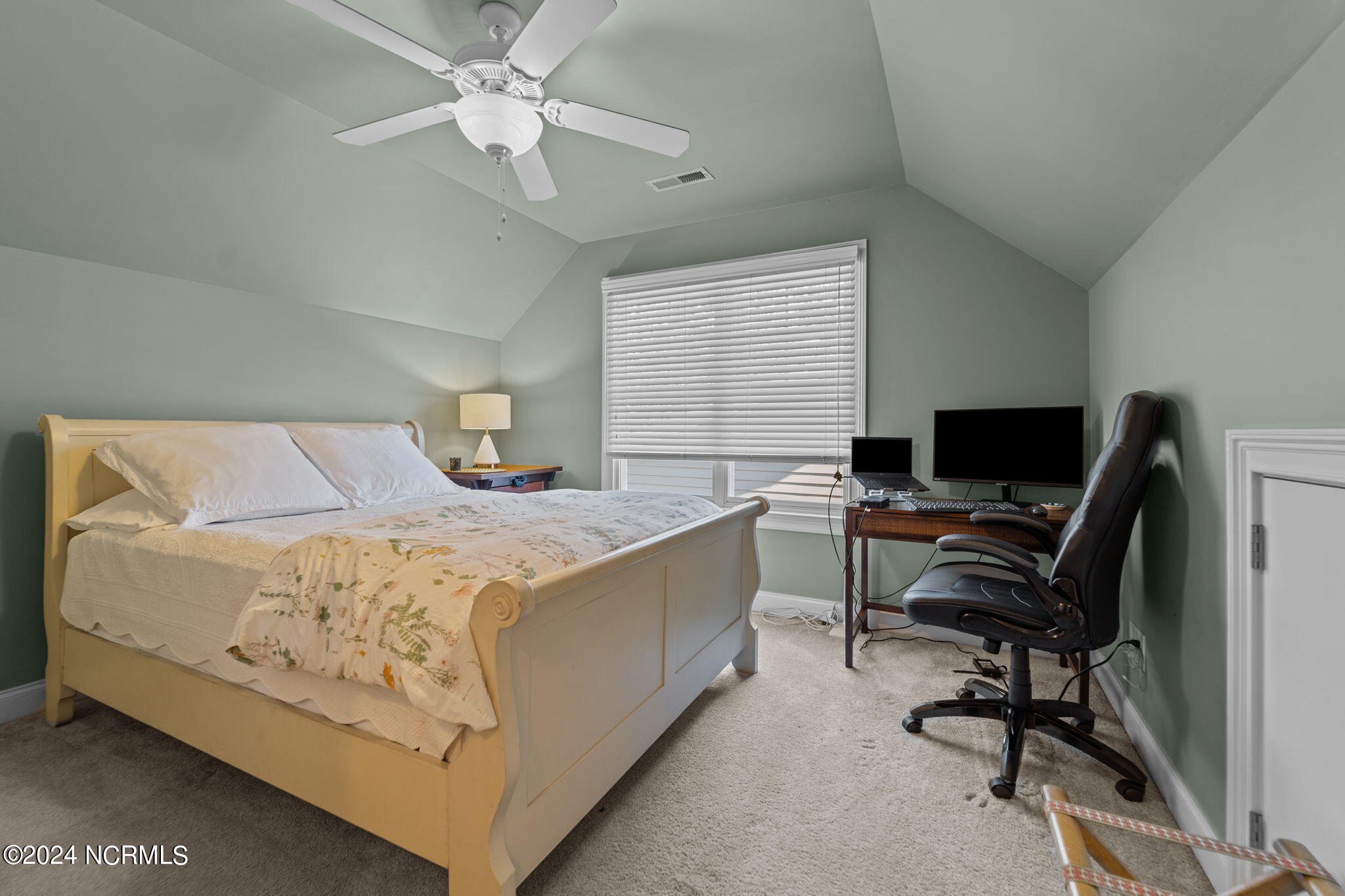 115 N Bracken Fern Lane