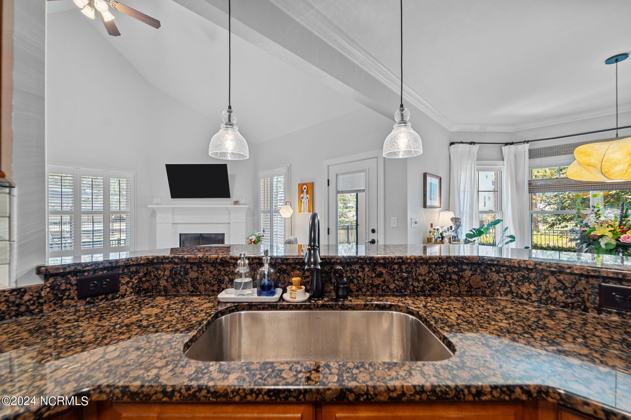 115 N Bracken Fern Lane