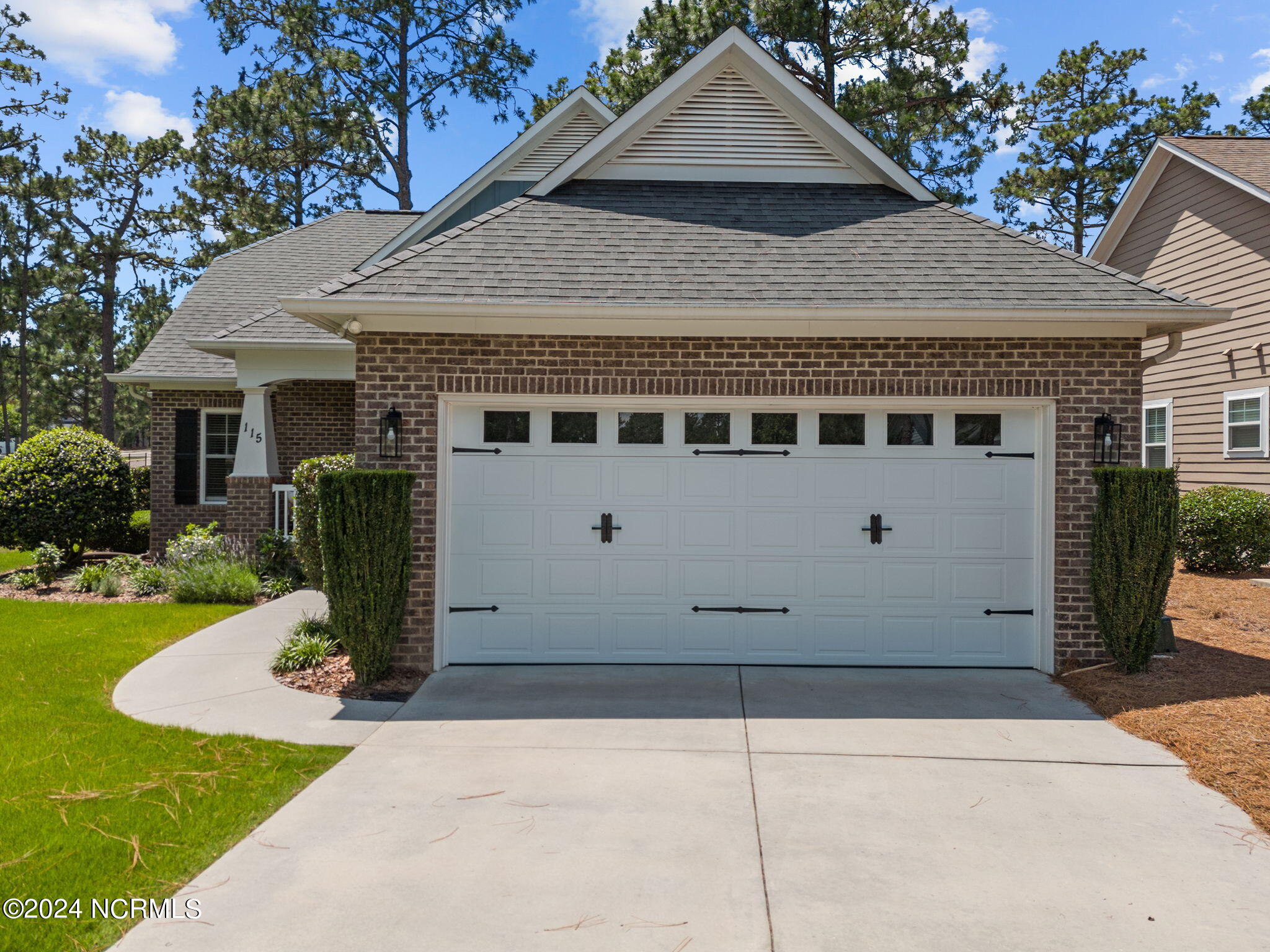 115 N Bracken Fern Lane