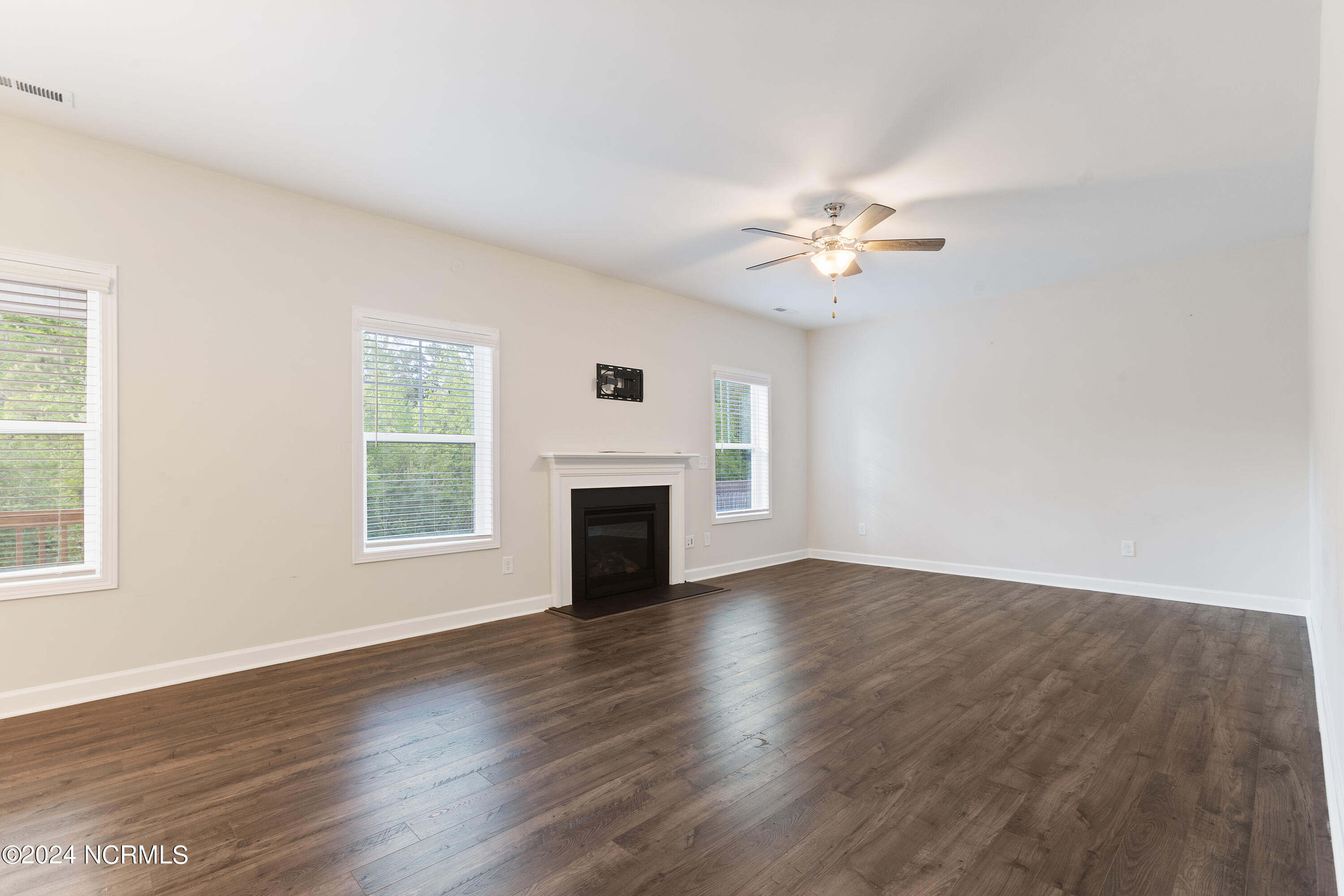 1125 Camellia Drive