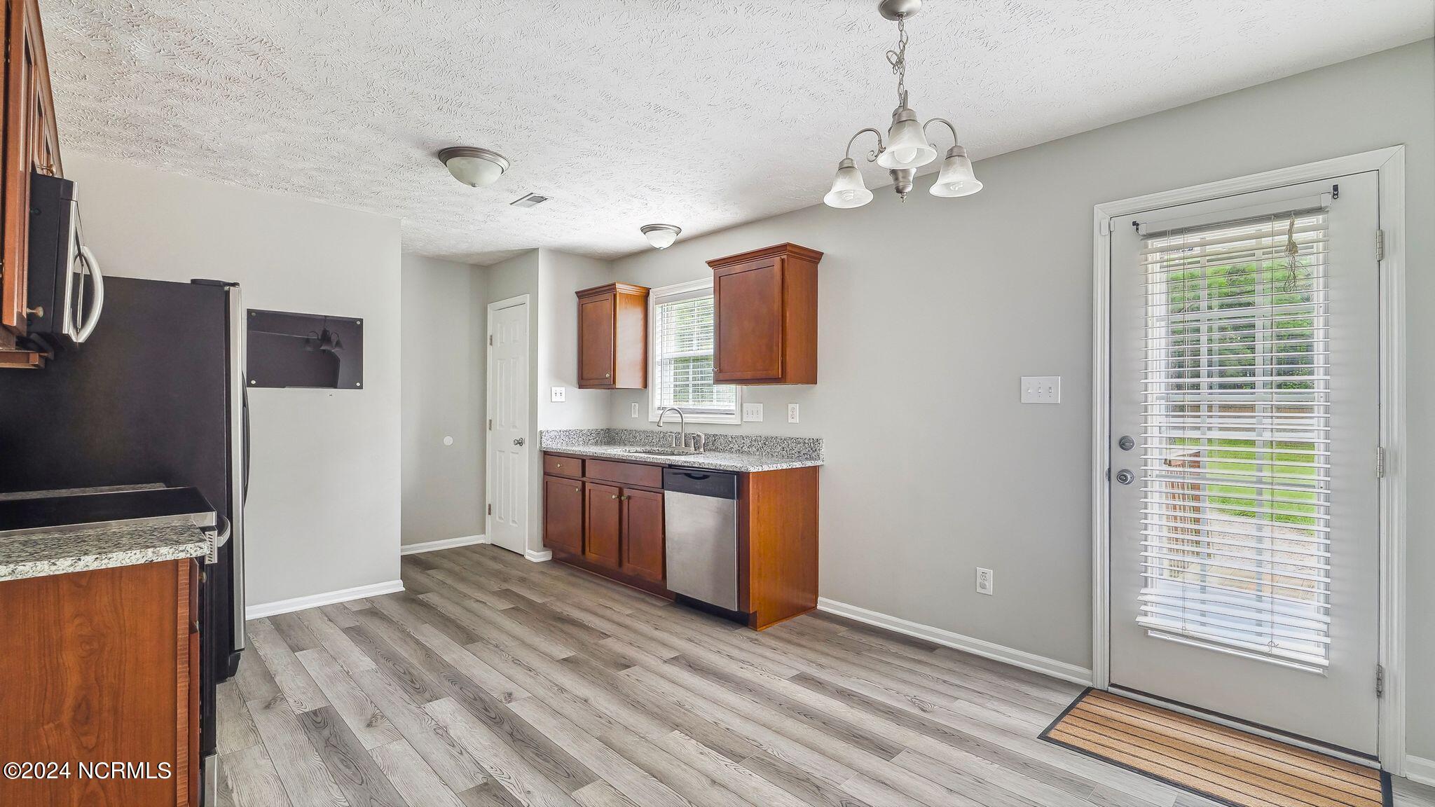 374 Hunters Creek Drive