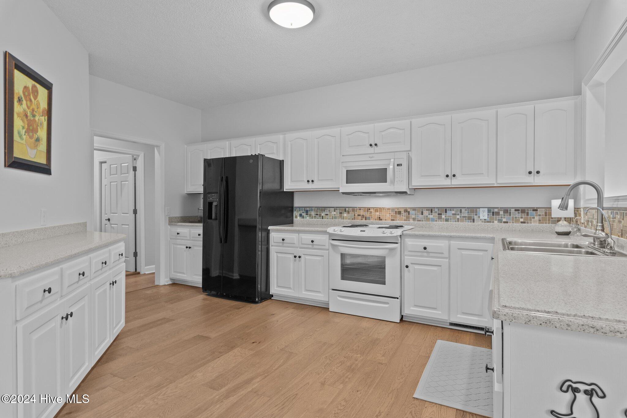 30 Juniper Creek Boulevard