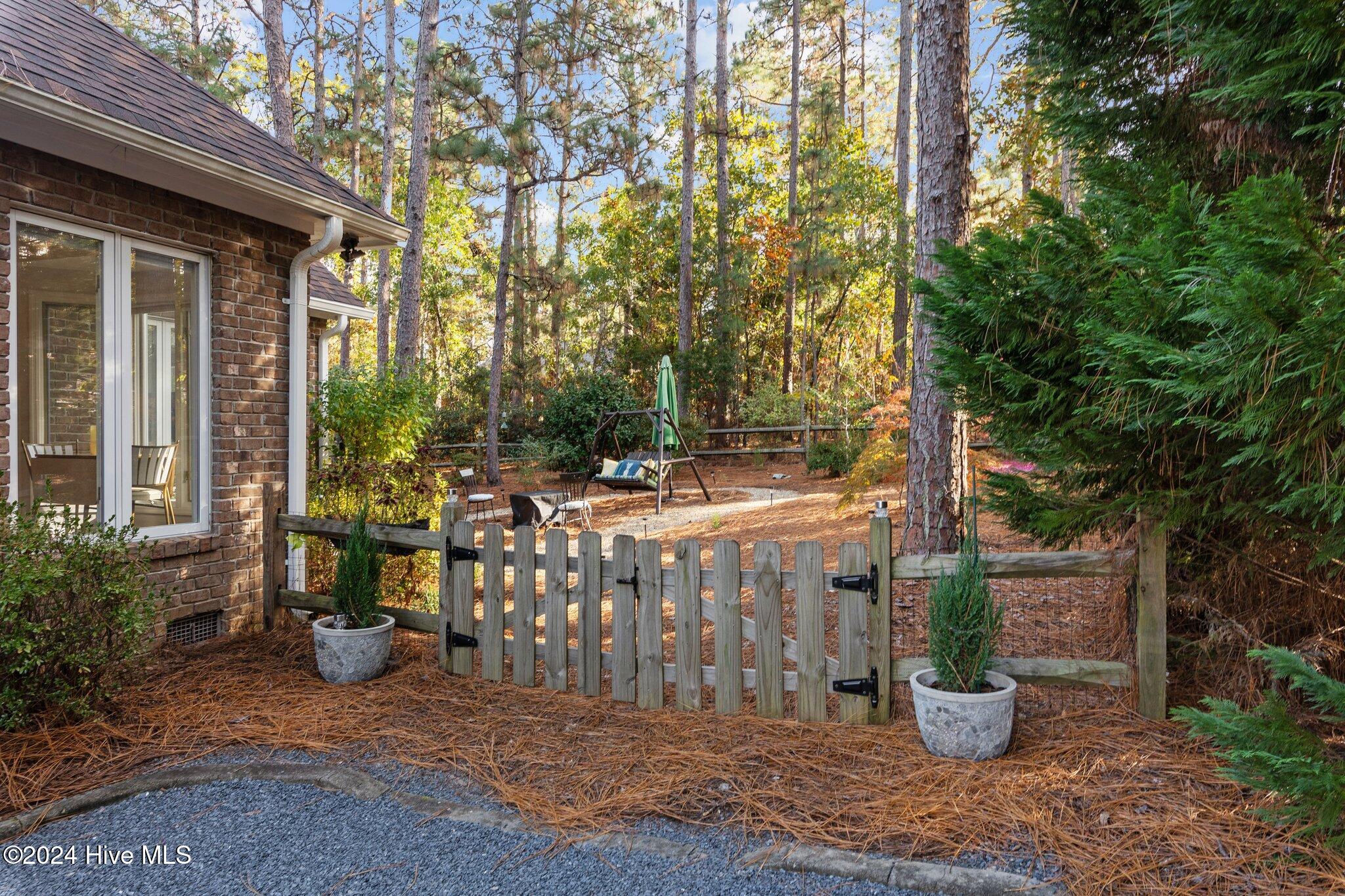 30 Juniper Creek Boulevard