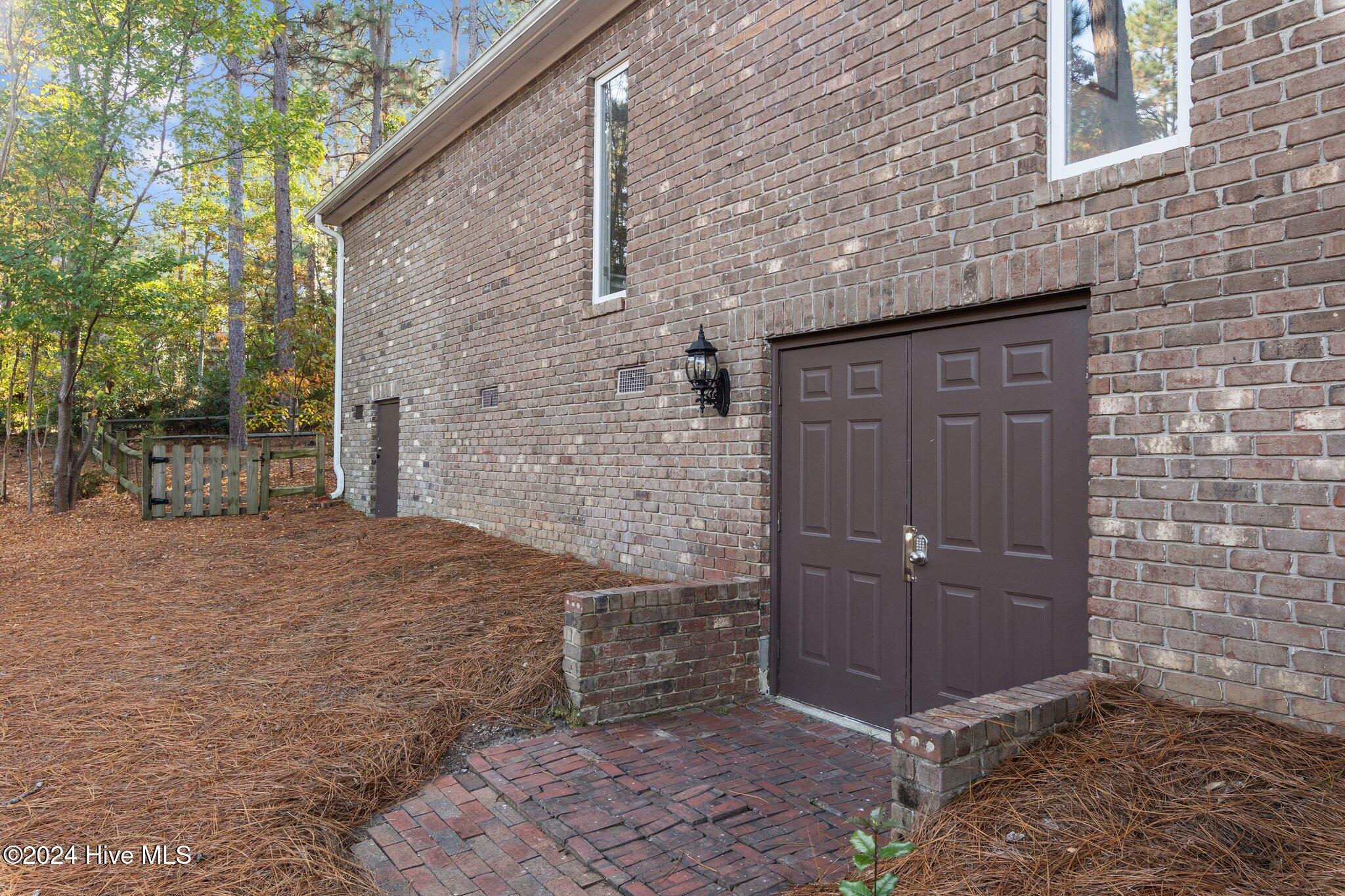 30 Juniper Creek Boulevard