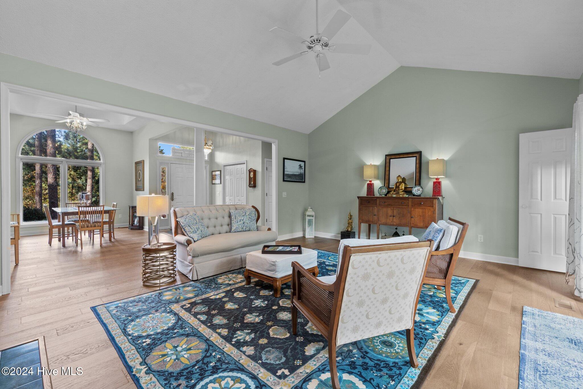 30 Juniper Creek Boulevard