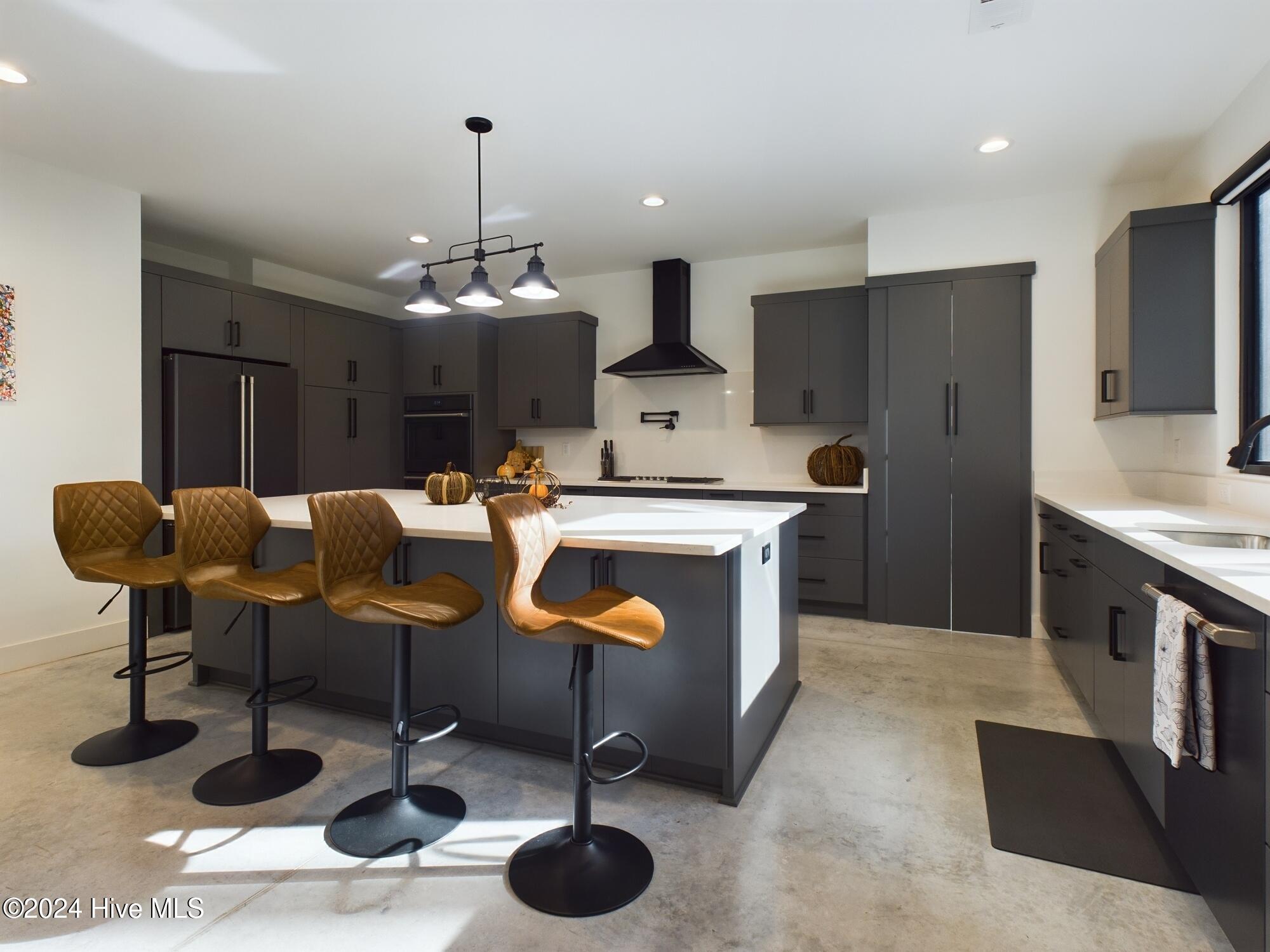 4 Woodward Place