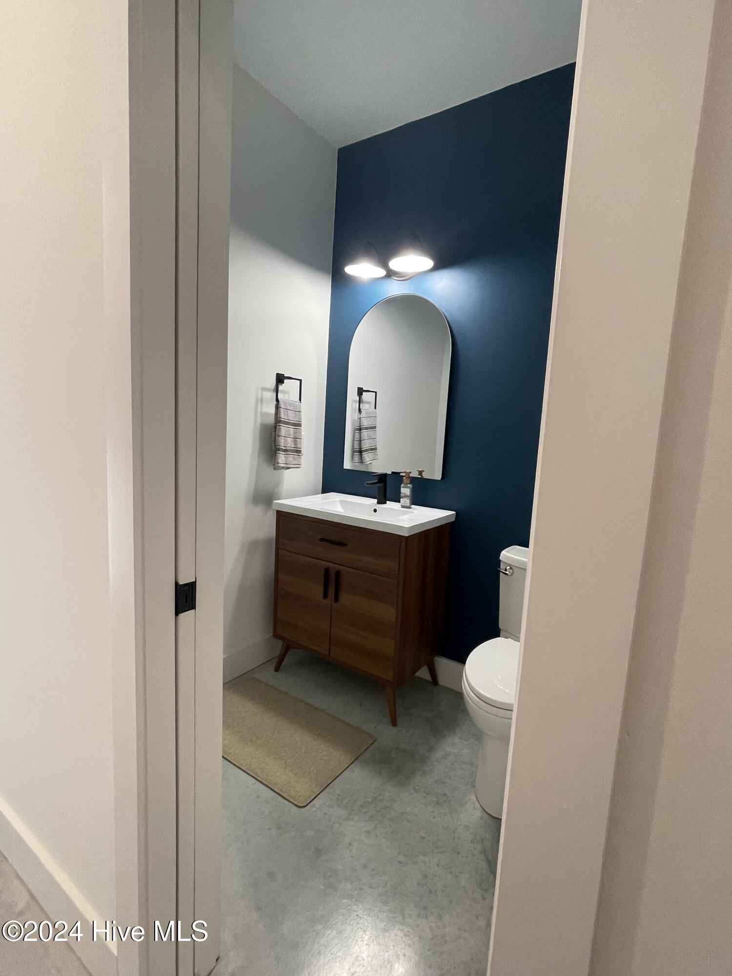 4 Woodward Place
