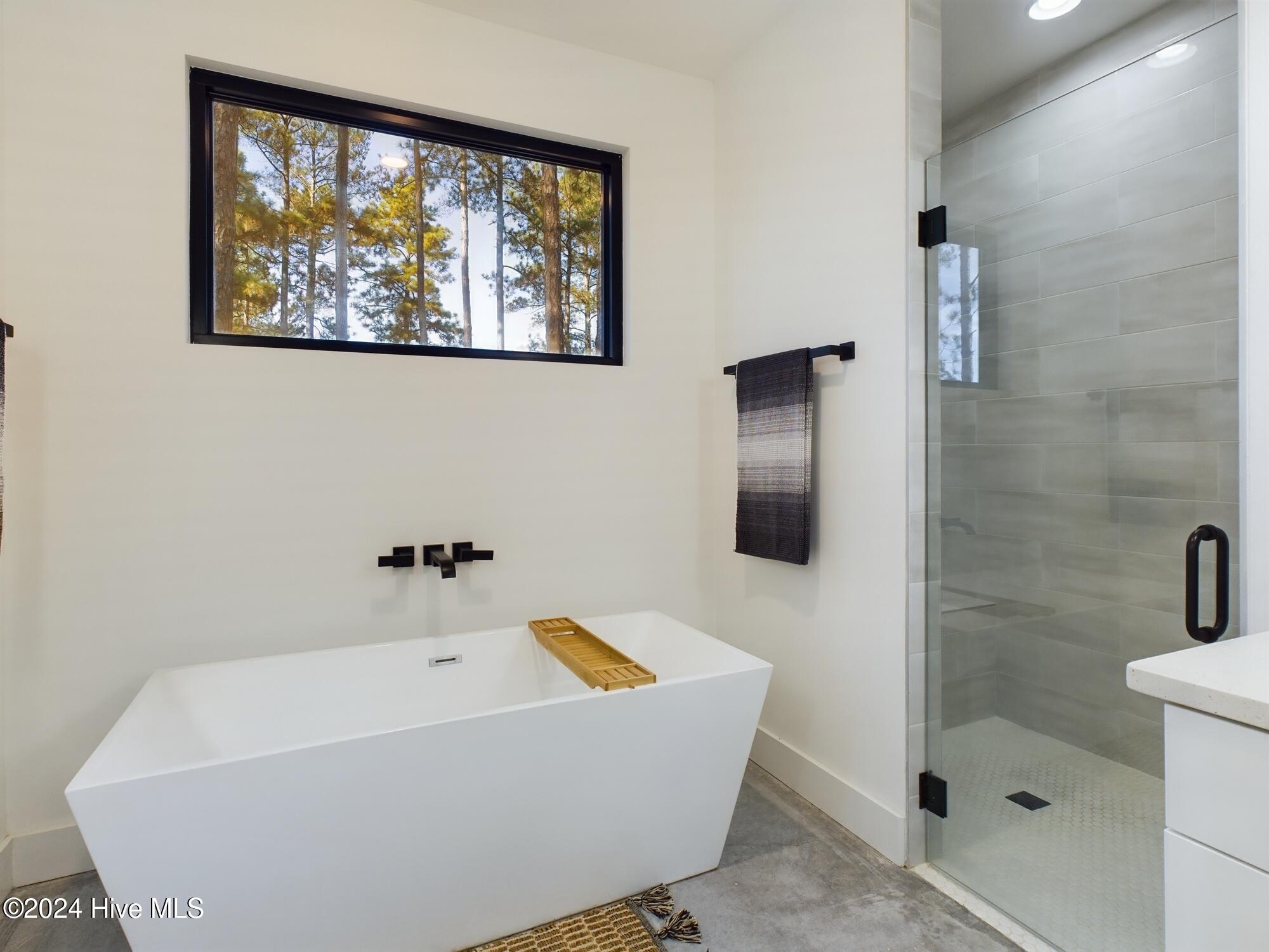 4 Woodward Place
