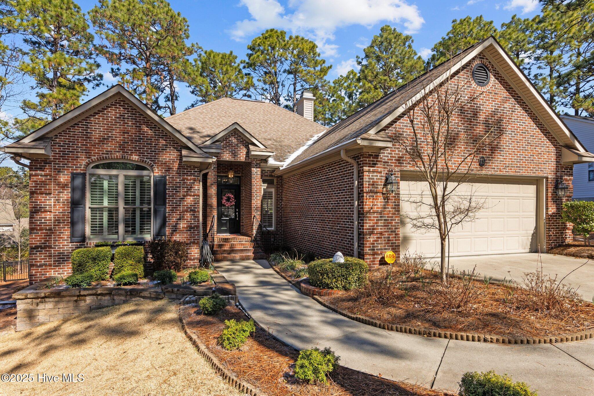 15 Ivy Way